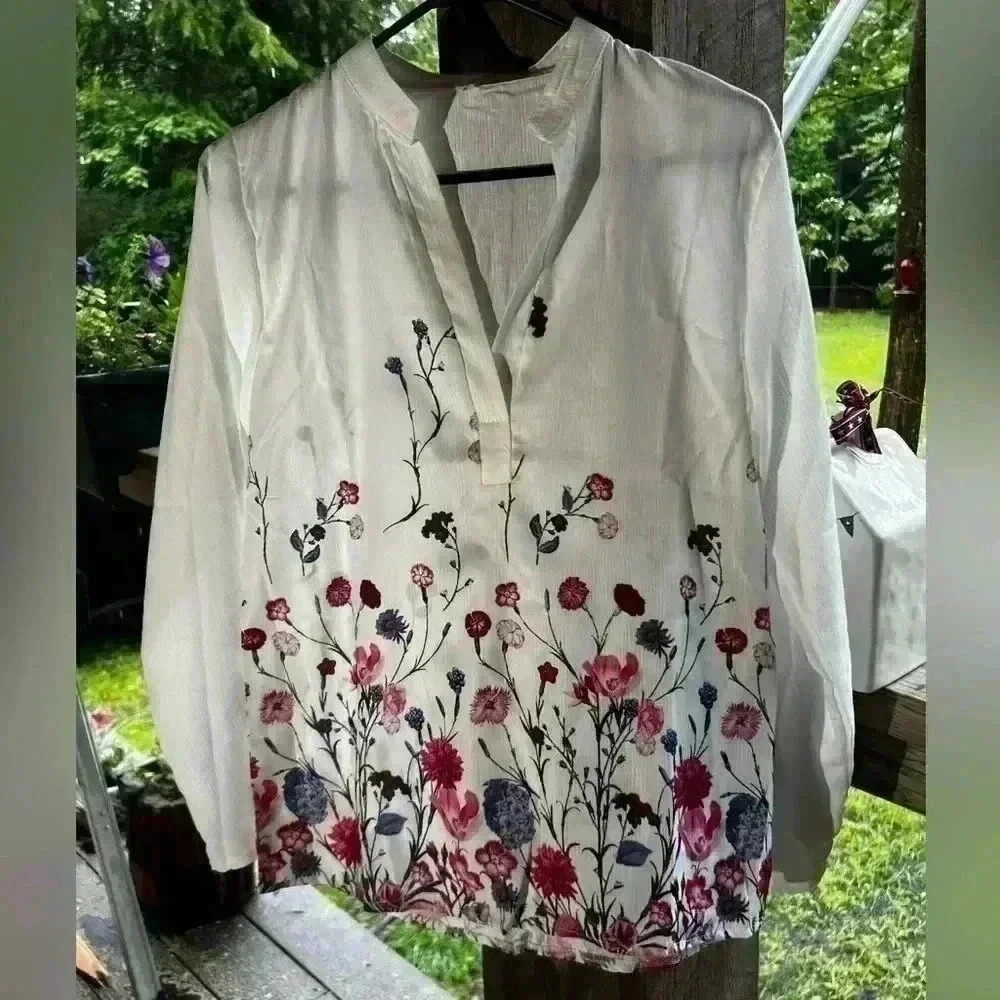 Beautiful Lightweight Long Sleeve White & Floral Blouse V-Neck Womens Sz…